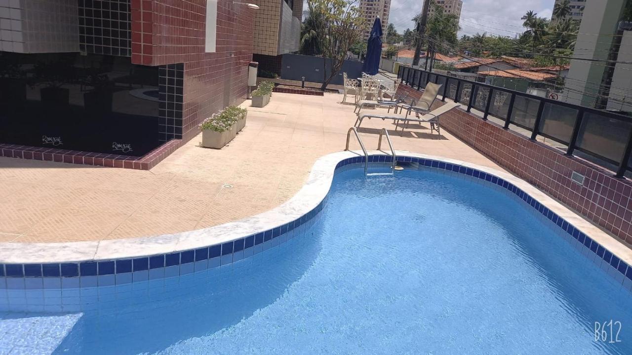 Apartamento A Beira-Mar Com Piscina Apartment Maceio  Exterior photo